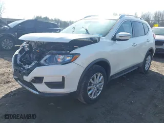 2020 Nissan Rogue SV with VIN JN8AT2MV8LW121958, listed as a IAAI auction lot 41786521 with 52,008 mi miles. Bid and sale history available at carsss.com. Image 2.