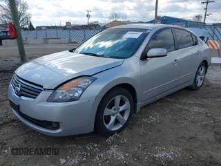 2009 Nissan Altima 3.5 SL with VIN 1N4BL21EX9C134344, listed as a IAAI auction lot 41686067 with 123,269 mi miles. Bid and sale history available at carsss.com. Image 2.
