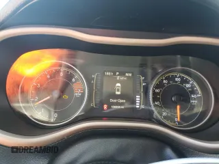 2017 Jeep Cherokee Altitude с VIN 1C4PJLAB1HW613587, выставлен на аукционе Copart как лот 46792195 с пробегом 109 306 миль миль и Списание • Salvage title. История ставок и продаж доступна на DreamBid. Изображение 9.