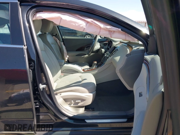 2013 Buick LaCrosse Leather with VIN 1G4GC5ER4DF256294, listed as a IAAI auction lot 41924078 with 158,402 mi miles. Bid and sale history available at carsss.com. Image 5.