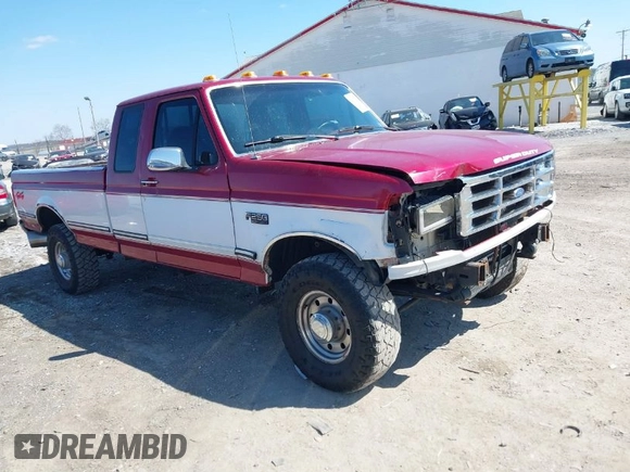 1995 Ford F-250 with VIN 1FTHX26FXSKA04618, listed as a IAAI auction lot 42005763 with 365,853 mi miles. Bid and sale history available at carsss.com. Image 1.