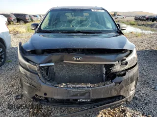 2016 Kia Sedona LX with VIN KNDMB5C12G6088697, listed as a Copart auction lot 62272124 with 179,372 mi miles and Salvage Title. Bid and sale history available at carsss.com. Image 5.