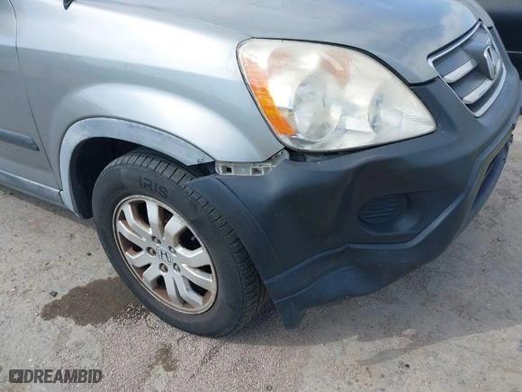 2005 Honda CR-V EX with VIN JHLRD78825C028681, listed as a IAAI auction lot 41890982 with 214,648 mi miles. Bid and sale history available at carsss.com. Image 6.