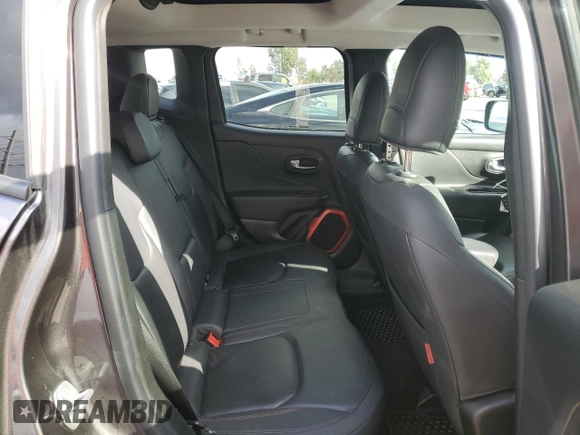 2018 Jeep Renegade Trailhawk with VIN ZACCJBCB1JPH76670, listed as a Copart auction lot 42245925 with 92,779 mi miles and Salvage Title. Bid and sale history available at carsss.com. Image 11.