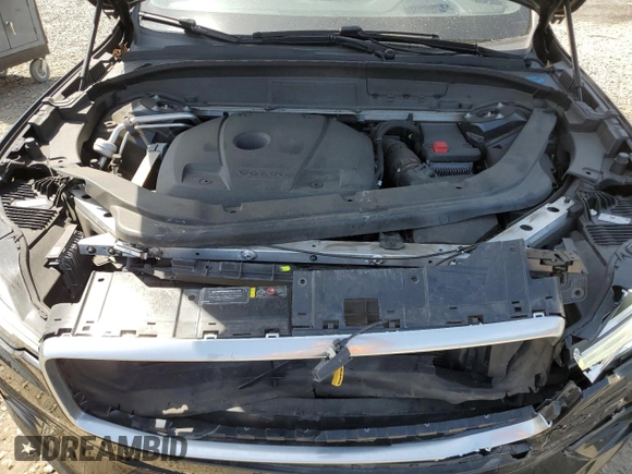 2018 Volvo XC60 R-Design z VIN YV4A22RM8J1000966, wystawiony jako Copart lot #56019245 z przebiegiem 69 195 mil mil oraz Szkoda całkowita • Salvage title. Historia ofert i sprzedaży dostępna na DreamBid. Obrazek 12.