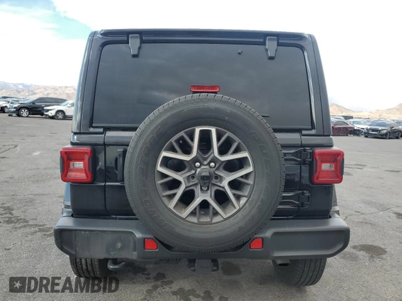 2024 Jeep Wrangler Sahara with VIN 1C4PJXEN2RW109269, listed as a Copart auction lot 47631435 with 21,130 mi miles and Salvage Title. Bid and sale history available at carsss.com. Image 6.