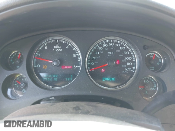 2013 GMC Sierra 1500 Denali z VIN 3GTP2XE24DG337445, wystawiony jako IAAI lot #41666850 z przebiegiem 177 092 mil mil oraz . Historia ofert i sprzedaży dostępna na DreamBid. Obrazek 7.