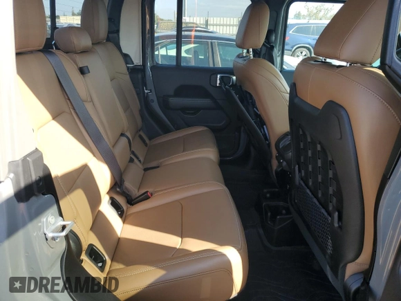 2023 Jeep Gladiator Rubicon with VIN 1C6JJTBG8PL550219, listed as a Copart auction lot 54627685 with 9,671 mi miles and Salvage title. Bid and sale history available at DreamBid. Image 10.
