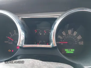 2005 Ford Mustang Deluxe with VIN 1ZVFT80N255238404, listed as a IAAI auction lot 41371727 with 150,443 mi miles. Bid and sale history available at carsss.com. Image 7.