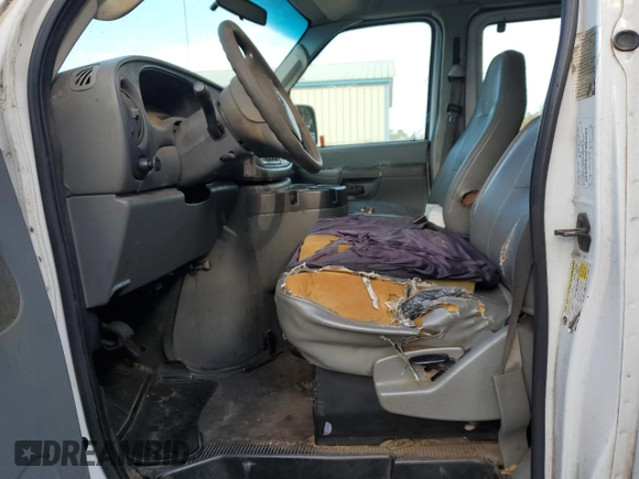 2007 Ford Econoline Cargo Commercial with VIN 1FTNE14W37DA49384, listed as a Copart auction lot 47226195 with Not Provided miles and Clean Title. Bid and sale history available at DreamBid. Image 7.