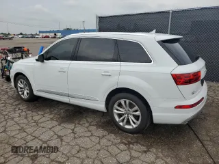 2017 Audi Q7 Premium Plus with VIN WA1LAAF73HD018687, listed as a Copart auction lot 62917895 with 110,067 mi miles and Clean title. Bid and sale history available at DreamBid. Image 2.