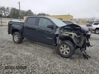 2019 GMC Canyon 2WD with VIN 1GTG5BEA1K1108282, listed as a Copart auction lot 44886435 with 68,584 mi miles and Salvage Title. Bid and sale history available at carsss.com. Image 4.