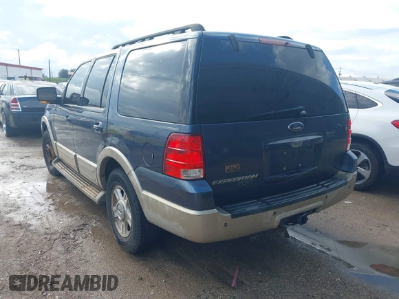 2006 Ford Expedition Eddie Bauer with VIN 1FMFU17506LA41284, listed as a IAAI auction lot 41462992 with 192,424 mi miles. Bid and sale history available at carsss.com. Image 3.