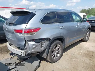 2014 Toyota Highlander XLE z VIN 5TDKKRFH1ES036742, wystawiony jako IAAI lot #42167218 z przebiegiem 165 837 mil mil oraz . Historia ofert i sprzedaży dostępna na DreamBid. Obrazek 4.