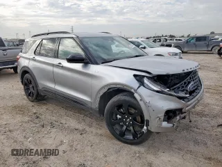 2023 Ford Explorer ST-Line с VIN 1FMSK7KH5PGB05208, выставлен на аукционе Copart как лот 64032885 с пробегом 35 251 миль миль и Списание • Salvage title. История ставок и продаж доступна на DreamBid. Изображение 4.