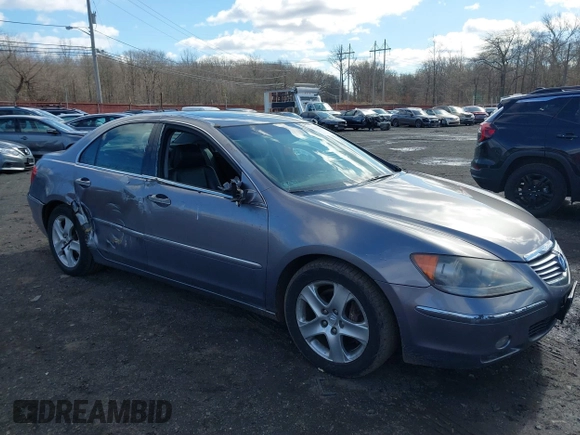 2007 Acura RL Tech Pkg with VIN JH4KB16617C000200, listed as a IAAI auction lot 41592490 with 224,508 mi miles. Bid and sale history available at carsss.com. Image 6.