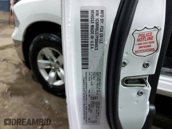 2023 Ram 1500 SLT z VIN 1C6RR6LG7PS564873, wystawiony jako Copart lot #42138175 z przebiegiem 33 847 mil mil oraz Nie do naprawy • Non repairable. Historia ofert i sprzedaży dostępna na DreamBid. Obrazek 13.