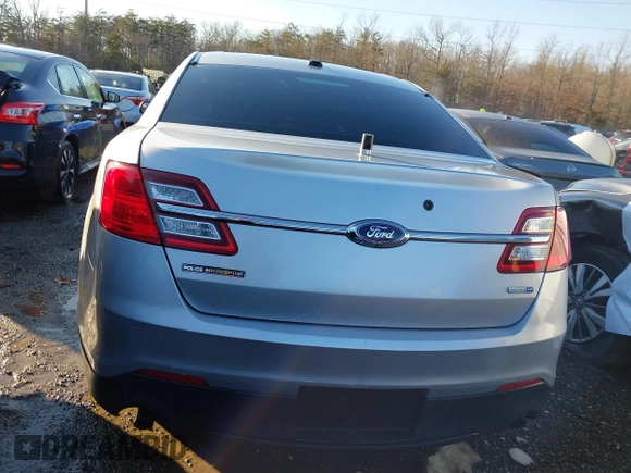 2018 Ford Police Interceptor with VIN 1FAHP2MK7JG143578, listed as a IAAI auction lot 41307757 with Not provided miles and . Bid and sale history available at DreamBid. Image 16.