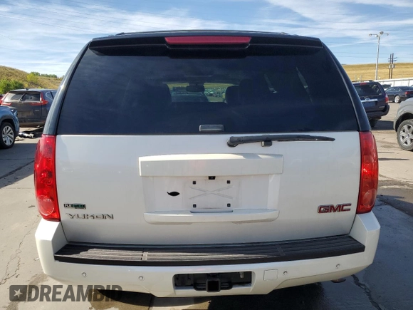 2011 GMC Yukon SLT with VIN 1GKS2CE0XBR191328, listed as a Copart auction lot 72386084 with 241,725 mi miles and Salvage Title. Bid and sale history available at carsss.com. Image 6.