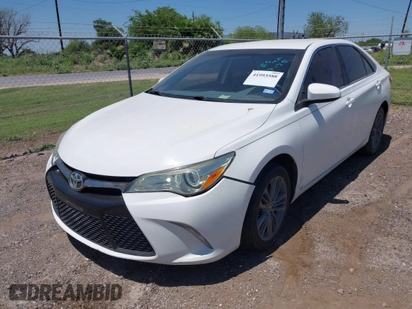 2015 Toyota Camry XLE with VIN 4T1BF1FK2FU895574, listed as a IAAI auction lot 41993588 with 107,377 mi miles. Bid and sale history available at carsss.com. Image 6.
