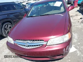 2000 Nissan Altima XE with VIN 1N4DL01D7YC193998, listed as a IAAI auction lot 41877560 with 177,697 mi miles. Bid and sale history available at carsss.com. Image 11.