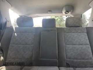 2005 Kia Sorento LX z VIN KNDJC733055488404, wystawiony jako Copart lot #60731165 z przebiegiem 189 749 mil mil oraz Szkoda całkowita • Salvage title. Historia ofert i sprzedaży dostępna na DreamBid. Obrazek 10.
