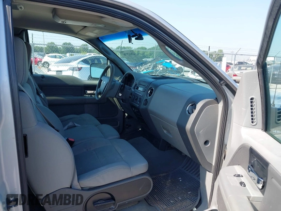 2007 Ford F-150 XL with VIN 1FTPX12V67NA53288, listed as a IAAI auction lot 42662176 with 203,752 mi miles and . Bid and sale history available at DreamBid. Image 5.