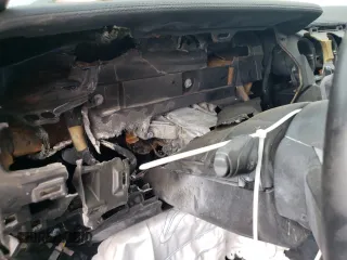 2022 Ford Mustang EcoBoost z VIN 1FATP8UH7N5115931, wystawiony jako Copart lot #60545995 z przebiegiem Nie podano mil oraz Szkoda całkowita • Salvage title. Historia ofert i sprzedaży dostępna na DreamBid. Obrazek 9.