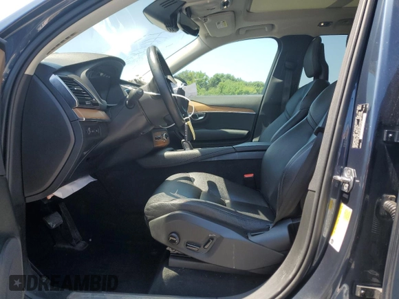 2021 Volvo XC90 Inscription Expression with VIN YV4BR00K2M1683963, listed as a Copart auction lot 62900024 with 58,821 mi miles and Salvage Title. Bid and sale history available at carsss.com. Image 7.