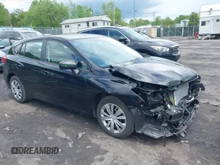2022 Subaru Impreza z VIN 4S3GTAB6XN3708646, wystawiony jako IAAI lot #42282093 z przebiegiem 16 810 mil mil oraz . Historia ofert i sprzedaży dostępna na DreamBid. Obrazek 1.