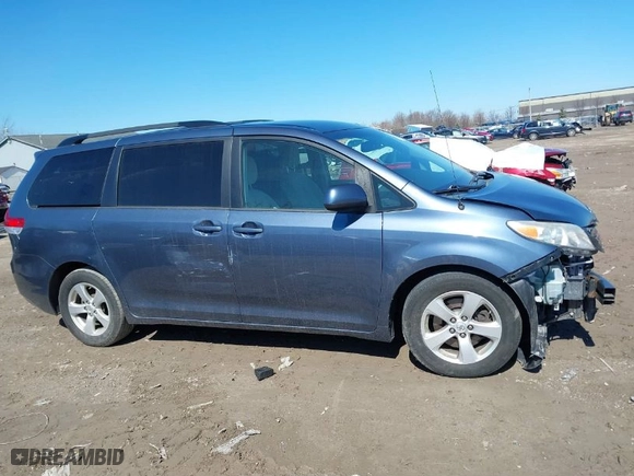 2014 Toyota Sienna LE AAS with VIN 5TDKK3DC5ES519171, listed as a IAAI auction lot 41812018 with 154,404 mi miles. Bid and sale history available at carsss.com. Image 14.