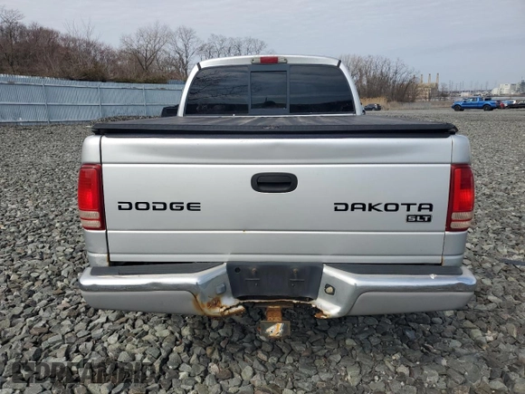 2004 Dodge Dakota SLT with VIN 1D7HG48NX4S677465, listed as a Copart auction lot 51044735 with 196,854 mi miles and Clean title. Bid and sale history available at DreamBid. Image 6.