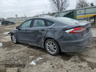 2019 Ford Fusion SE with VIN 3FA6P0LU5KR108871, listed as a Copart auction lot 45390485 with 61,130 mi miles and Salvage Title. Bid and sale history available at carsss.com. Image 2.