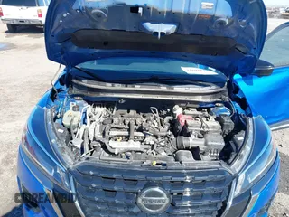2021 Nissan Kicks SR with VIN 3N1CP5DV3ML561218, listed as a IAAI auction lot 41691829 with 99,361 mi miles. Bid and sale history available at carsss.com. Image 10.
