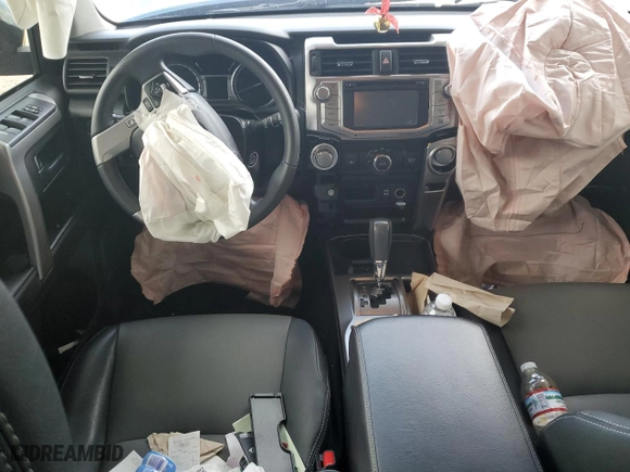 2019 Toyota 4Runner SR5 with VIN JTEZU5JR5K5209533, listed as a Copart auction lot 44011245 with 61,087 mi miles and Salvage Title. Bid and sale history available at carsss.com. Image 8.