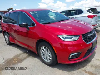 2025 Chrysler Pacifica Select with VIN 2C4RC1BG4SR578917, listed as a IAAI auction lot 42614592 with 3,437 mi miles and . Bid and sale history available at DreamBid. Image 1.