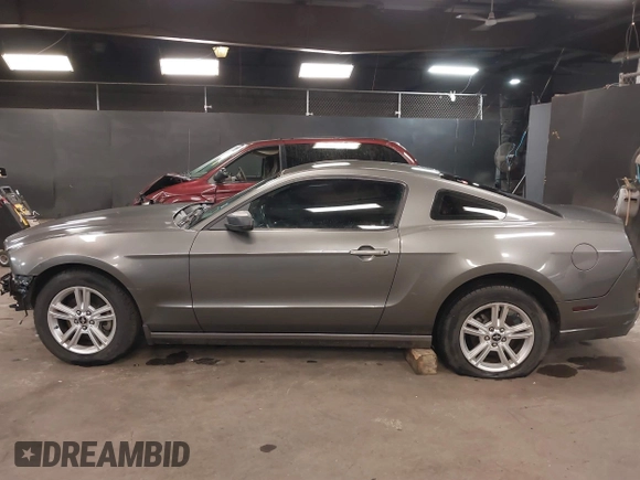 2013 Ford Mustang V6 with VIN 1ZVBP8AM5D5229655, listed as a IAAI auction lot 41824722 with 122,971 mi miles. Bid and sale history available at carsss.com. Image 15.