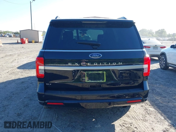2022 Ford Expedition XLT with VIN 1FMJU1JT7NEA28536, listed as a IAAI auction lot 42062746 with 47,888 mi miles and . Bid and sale history available at DreamBid. Image 17.