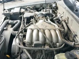 1999 Toyota 4Runner SR5 z VIN JT3GN86R6X0106052, wystawiony jako IAAI lot #43253865 z przebiegiem 222 483 mil mil oraz . Historia ofert i sprzedaży dostępna na DreamBid. Obrazek 13.