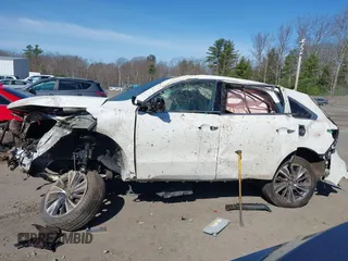 2019 Acura MDX Technology z VIN 5J8YD4H58KL020708, wystawiony jako IAAI lot #42047281 z przebiegiem 101 084 mil mil oraz . Historia ofert i sprzedaży dostępna na DreamBid. Obrazek 14.