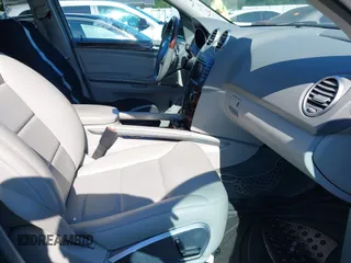 2010 Mercedes-Benz M 350 with VIN 4JGBB8GBXAA563623, listed as a IAAI auction lot 42188581 with 149,568 mi miles and . Bid and sale history available at DreamBid. Image 5.