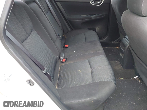 2014 Nissan Sentra SR z VIN 3N1AB7AP2EL640016, wystawiony jako IAAI lot #42253092 z przebiegiem 105 760 mil mil oraz . Historia ofert i sprzedaży dostępna na DreamBid. Obrazek 8.