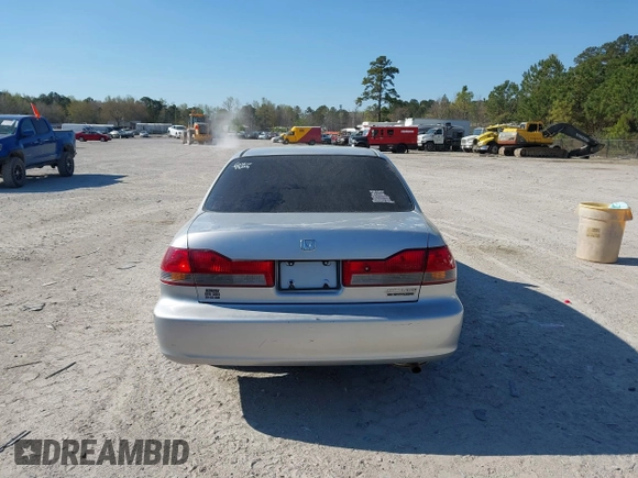 2002 Honda Accord SE z VIN 1HGCG66852A067989, wystawiony jako IAAI lot #41868854 z przebiegiem 177 905 mil mil oraz . Historia ofert i sprzedaży dostępna na DreamBid. Obrazek 16.