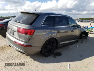 2017 Audi Q7 Prestige z VIN WA1VAAF73HD002966, wystawiony jako Copart lot #39531823 z przebiegiem 115 000 mil mil oraz Nie do naprawy • Non repairable. Historia ofert i sprzedaży dostępna na DreamBid. Obrazek 3.