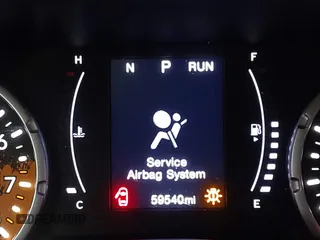 2018 Jeep Renegade Altitude z VIN ZACCJABB6JPH79544, wystawiony jako IAAI lot #41742928 z przebiegiem 59 540 mil mil oraz . Historia ofert i sprzedaży dostępna na DreamBid. Obrazek 16.