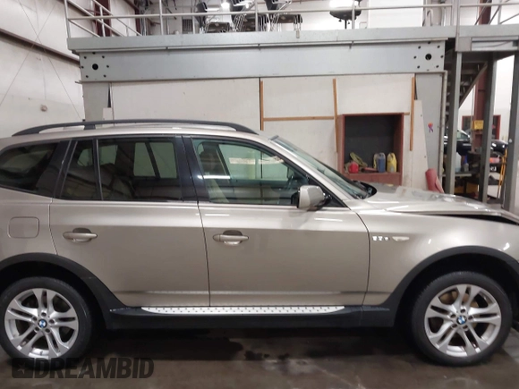 2008 BMW X3 3.0si with VIN WBXPC93498WJ20366, listed as a IAAI auction lot 42097355 with 121,393 mi miles and . Bid and sale history available at DreamBid. Image 13.