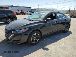 2024 Nissan Sentra SV z VIN 3N1AB8CV7RY280249, wystawiony jako Copart lot #55169575 z przebiegiem 8 482 mil mil oraz Szkoda całkowita • Salvage title. Historia ofert i sprzedaży dostępna na DreamBid. Obrazek 1.