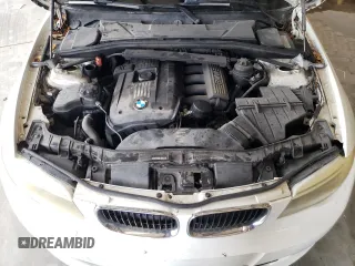 2012 BMW 1 Series 128i with VIN WBAUN1C5XCVH84372, listed as a Copart auction lot 54162815 with 127,420 mi miles and Clean title. Bid and sale history available at DreamBid. Image 11.
