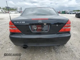 2000 Mercedes-Benz SLK 230 Kompressor with VIN WDBKK47F0YF149827, listed as a Copart auction lot 62524515 with 62,005 mi miles and Salvage title. Bid and sale history available at DreamBid. Image 6.