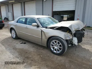 2009 Chrysler 300 Touring with VIN 2C3LA53V29H529624, listed as a Copart auction lot 50234325 with 176,862 mi miles and Salvage Title. Bid and sale history available at carsss.com. Image 4.